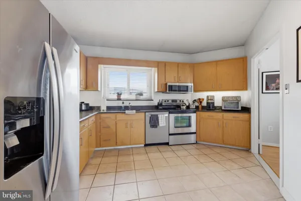 $450,000 | 2301 Cherry Street, Unit 4A, Philadelphia, PA 19103