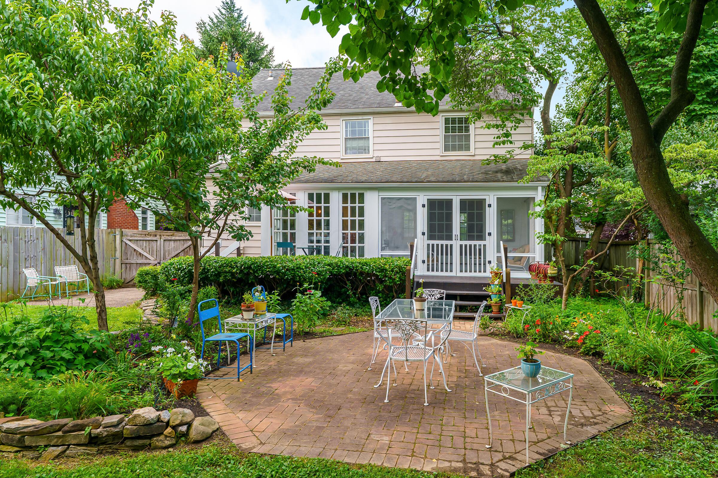 1010 Vernon Road Columbus, OH 43209 - Photo 6 of 47 1010 Vernon Rd-6