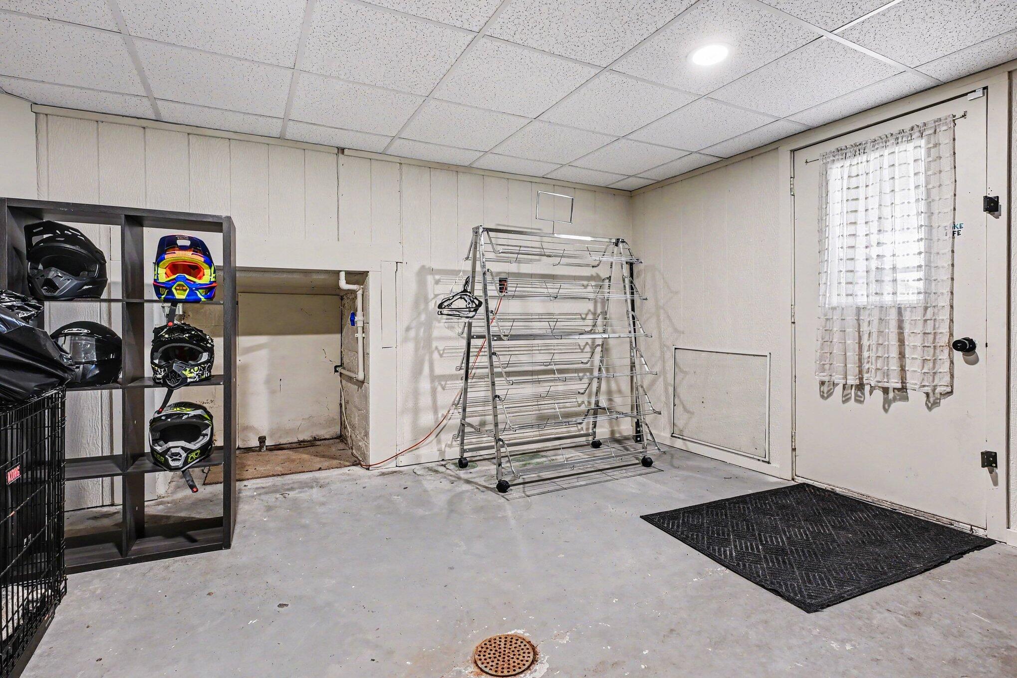 669 Waverly Road La Porte, IN 46350 - Photo 19 of 40 2038x1359