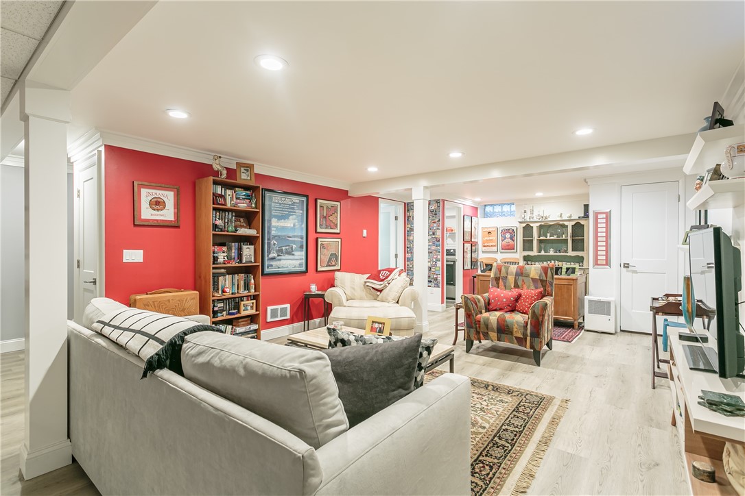 15 Dell Road Perinton, NY 14450 - Photo 31 of 38