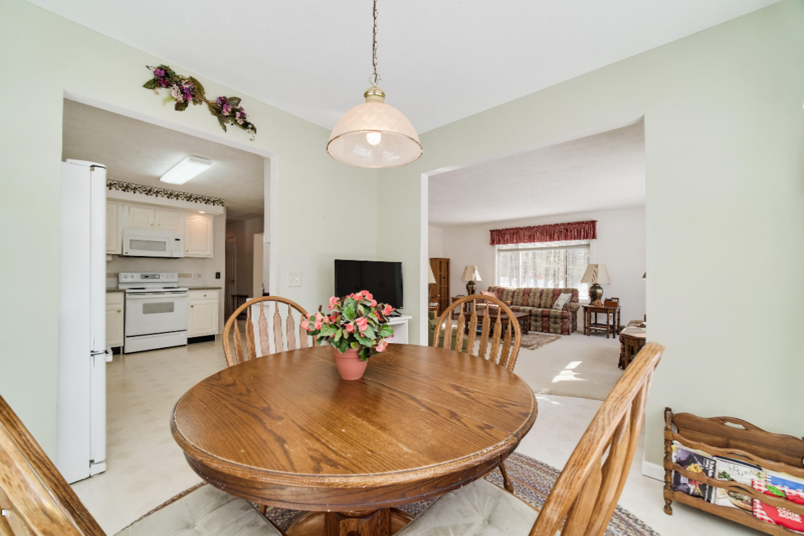 9800 Emerald Ridge Trail Onekama, MI 49675 - Photo 15 of 66 Opens to kitchen and living room