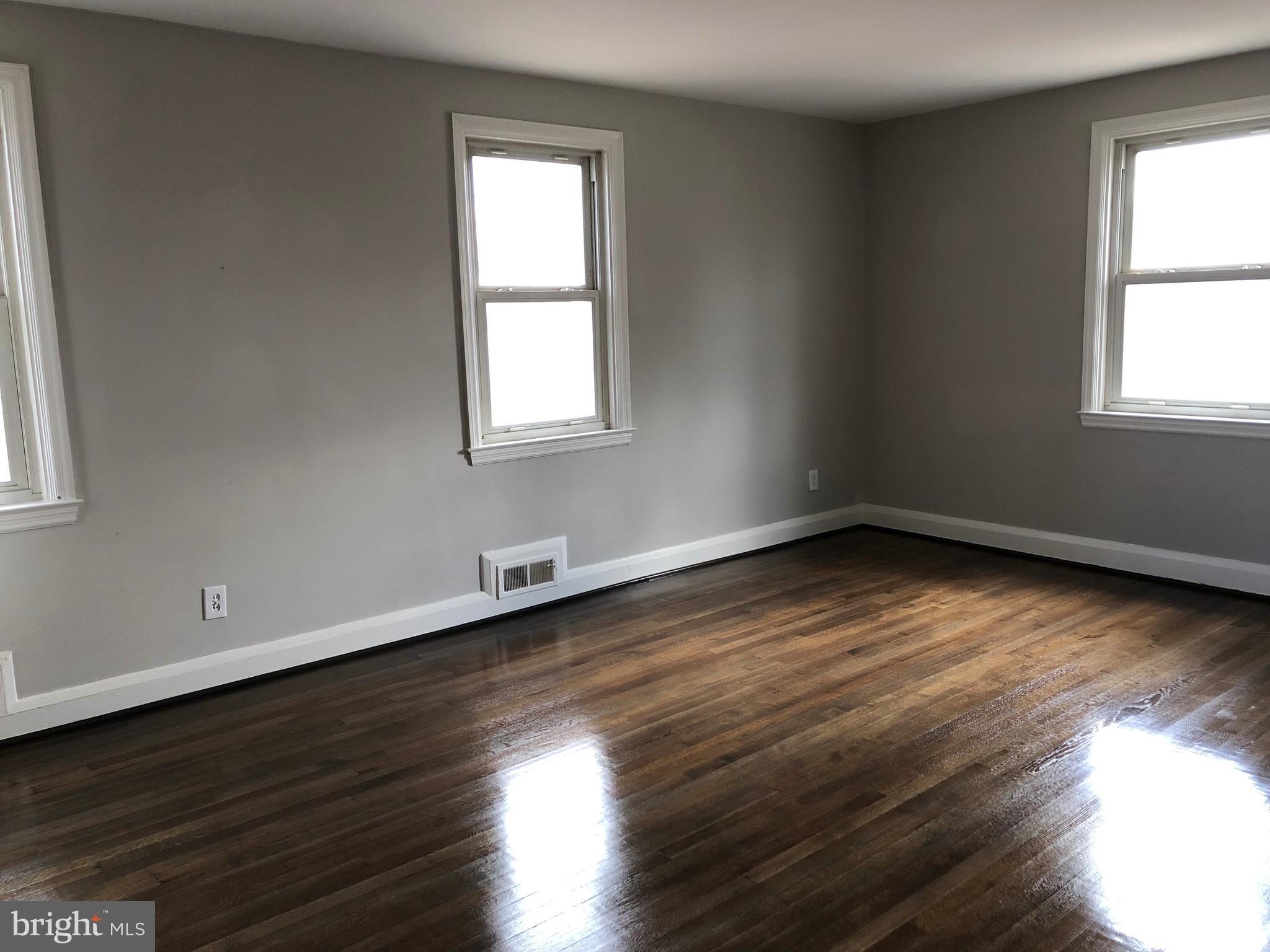 6302 Mt Ridge Road Baltimore, MD 21228 - Photo 12 of 14 Gallery Image 12