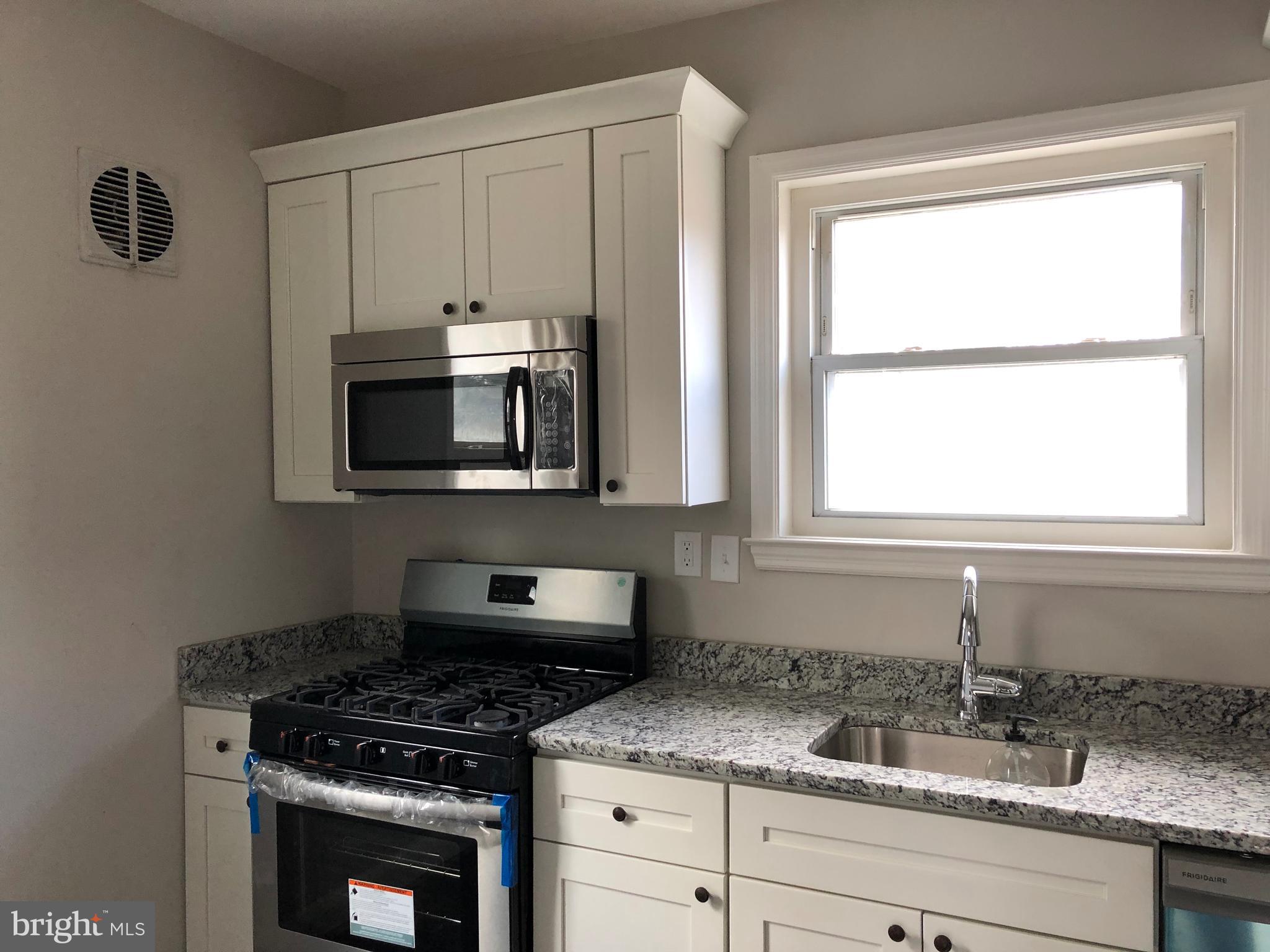 6302 Mt Ridge Road Baltimore, MD 21228 - Photo 4 of 14 Gallery Image 4