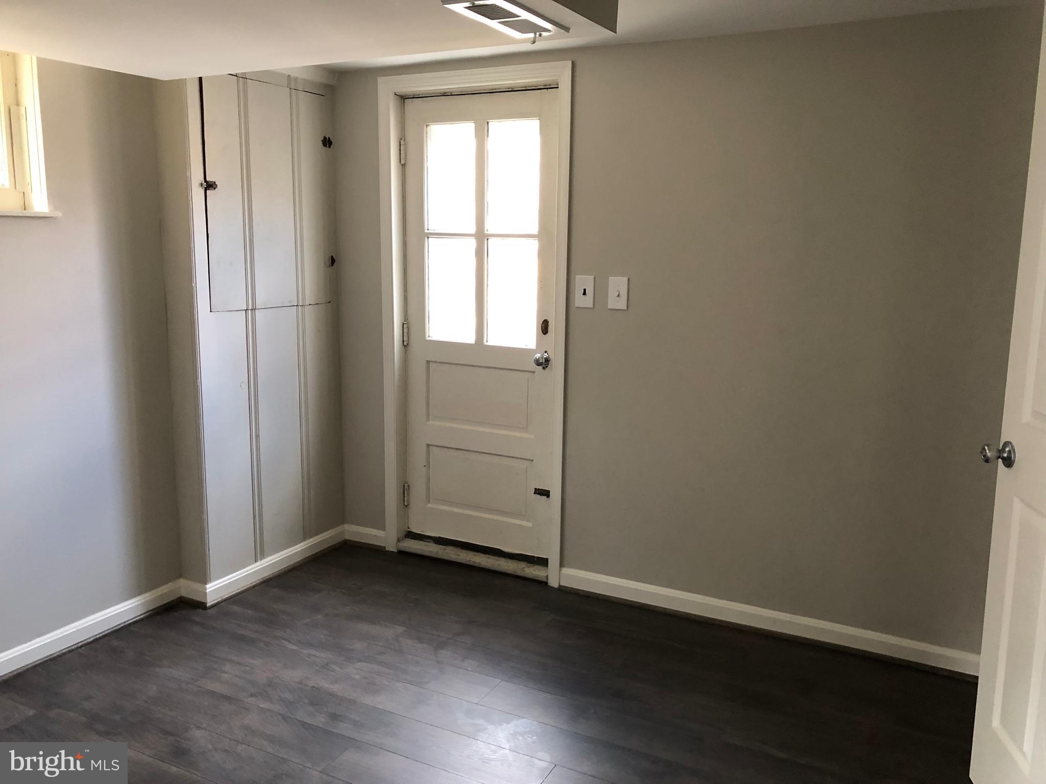 6302 Mt Ridge Road Baltimore, MD 21228 - Photo 8 of 14 Gallery Image 8