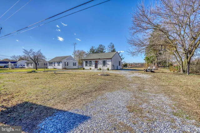 a view of house with outdoor space