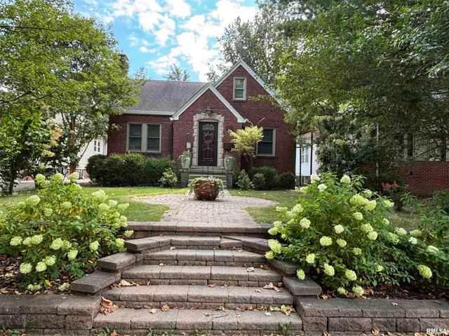 $189,900 | 1004 Bryn Mawr Boulevard, Springfield, IL 62703