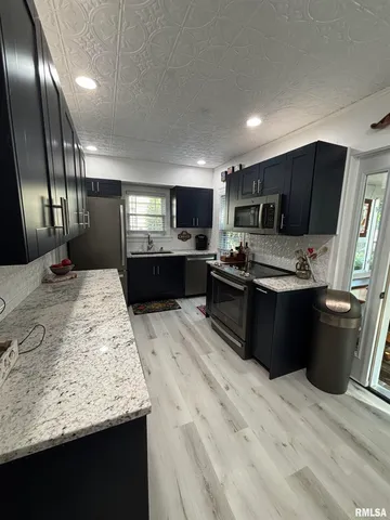 $189,900 | 1004 Bryn Mawr Boulevard, Springfield, IL 62703