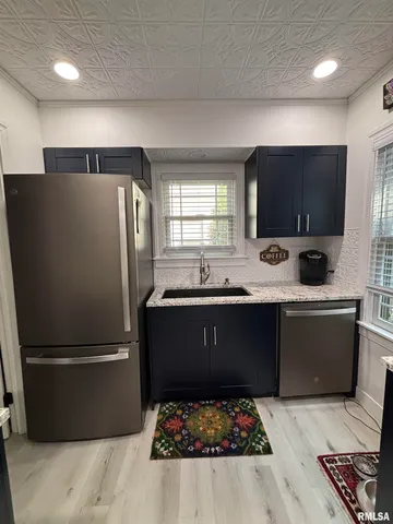 $189,900 | 1004 Bryn Mawr Boulevard, Springfield, IL 62703