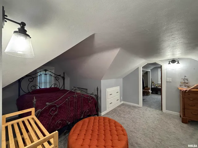 $189,900 | 1004 Bryn Mawr Boulevard, Springfield, IL 62703