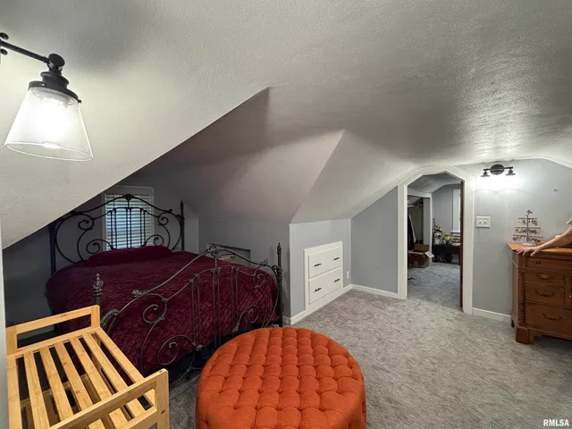 $189,900 | 1004 Bryn Mawr Boulevard, Springfield, IL 62703