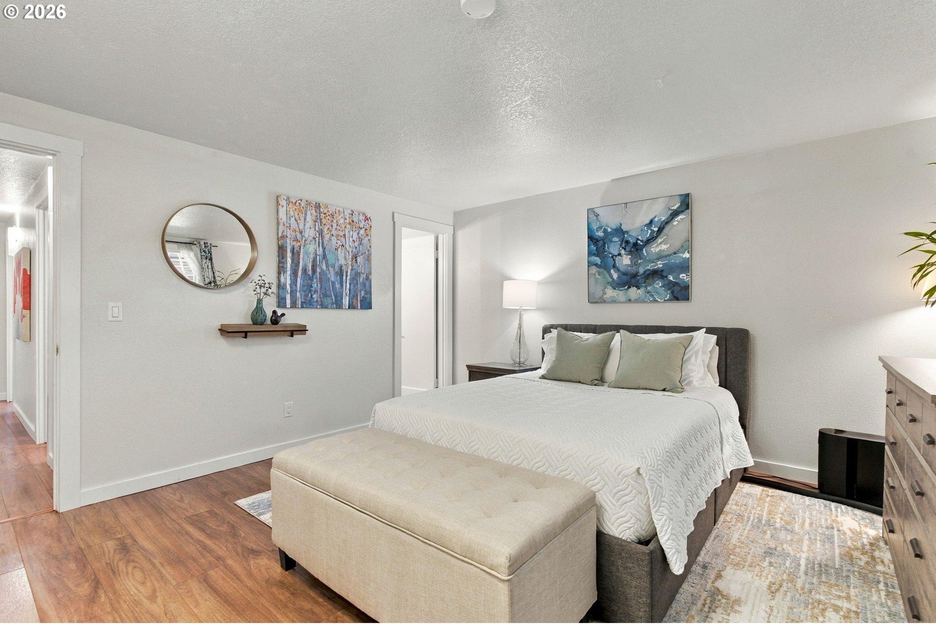 5630 South Riverside Lane, Unit 7 Portland, OR 97239 - Photo 17 of 40 Gallery Image 17