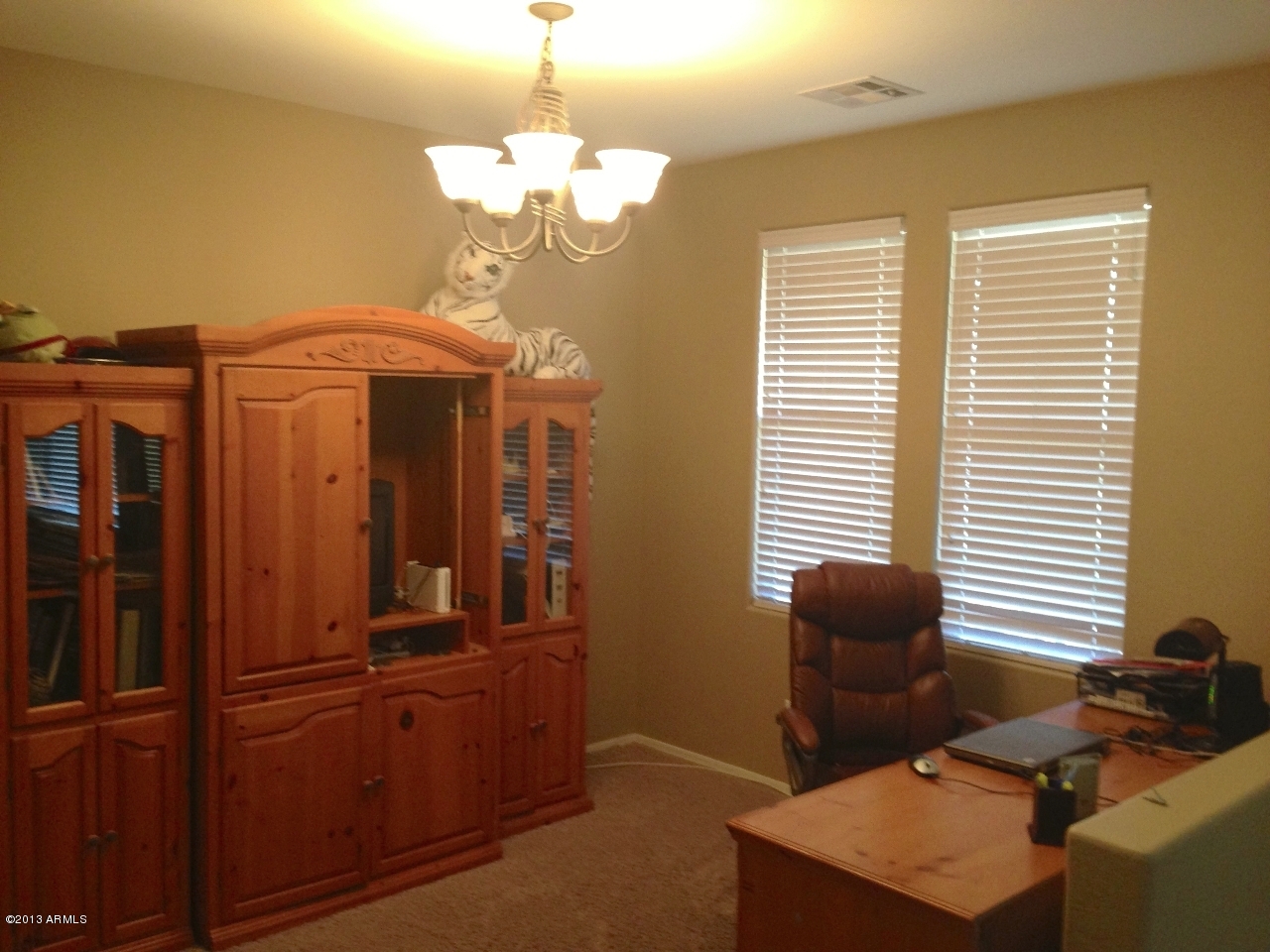 2864 South Arroyo Lane Gilbert, AZ 85295 - Photo 7 of 10 2013-03-18 12
