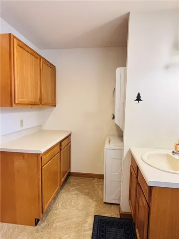 $255,000 | 595 Summit Lake Road, Edmeston, NY 13335