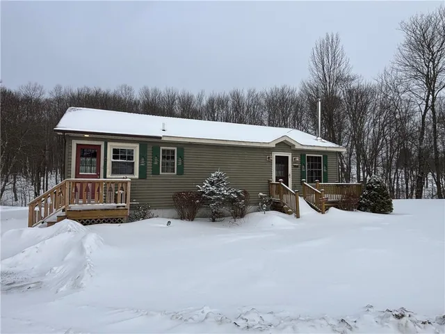 $255,000 | 595 Summit Lake Road, Edmeston, NY 13335