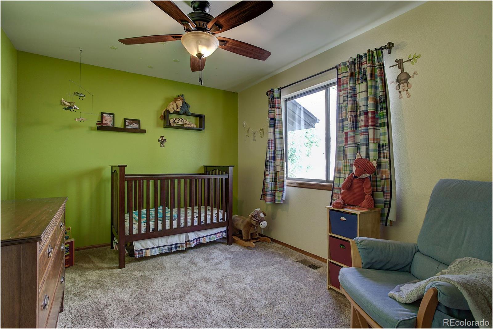 511 Ridgeglen Way Highlands Ranch, CO 80126 - Photo 22 of 33 Gallery Image 22