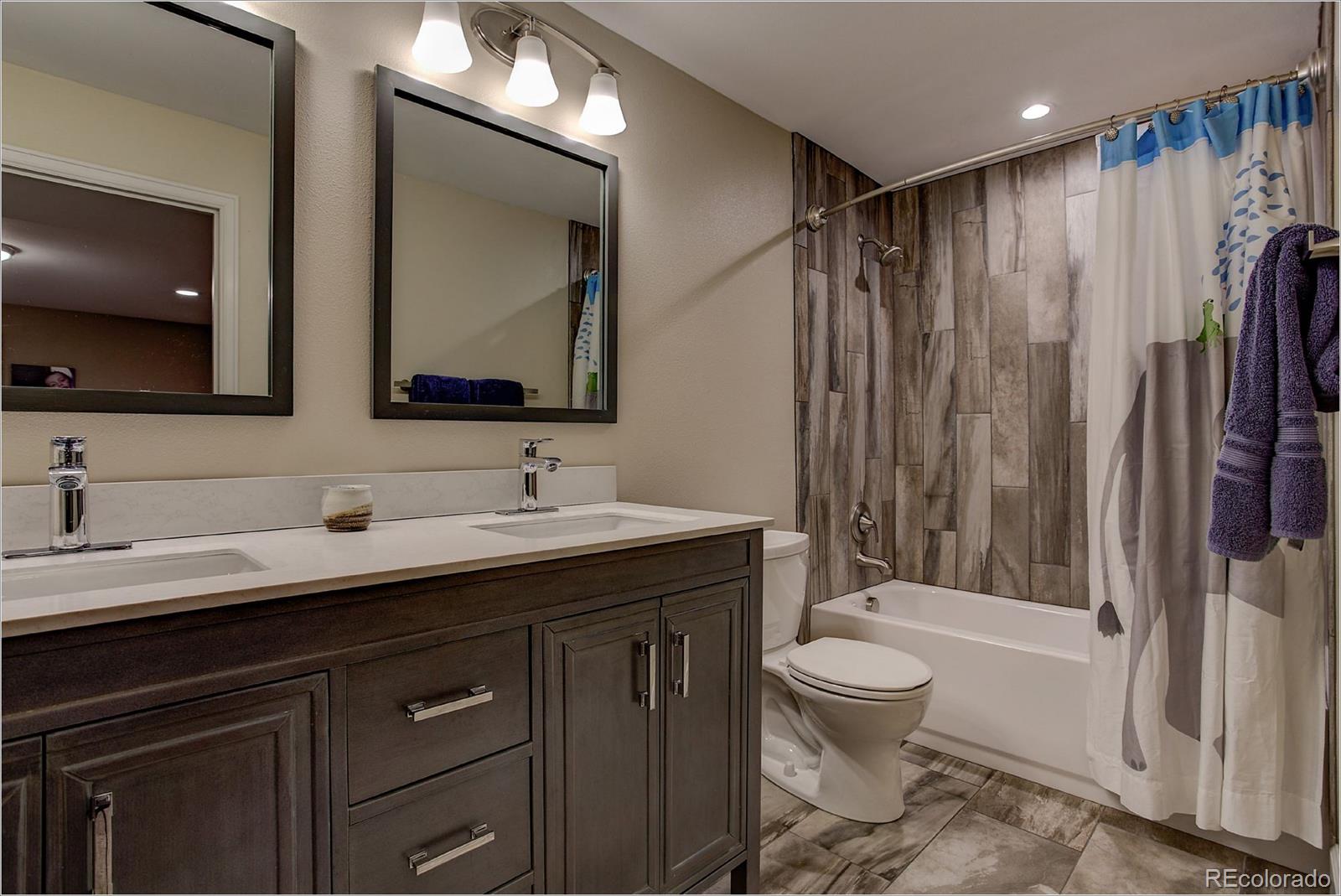 511 Ridgeglen Way Highlands Ranch, CO 80126 - Photo 23 of 33 Gallery Image 23