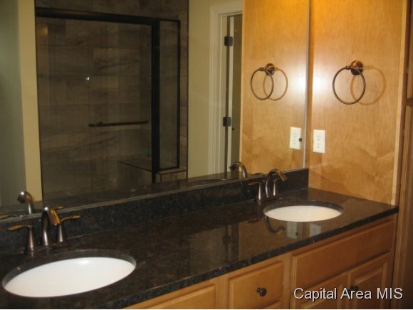 2711 Buckskin Trail Springfield, IL 62711 - Photo 4 of 14 Gallery Image 4