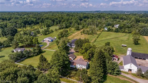 $1,775,000 | 16970 Auburn Road, Chagrin Falls, OH 44023