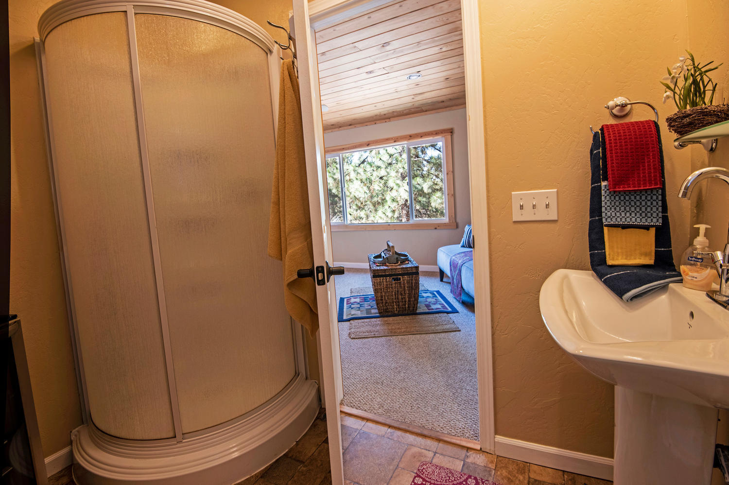 16700 Fair Mile Road Sisters, OR 97759 - Photo 32 of 60 Over Detached 2-Car Garage - Has Full Bath & Private Entrance