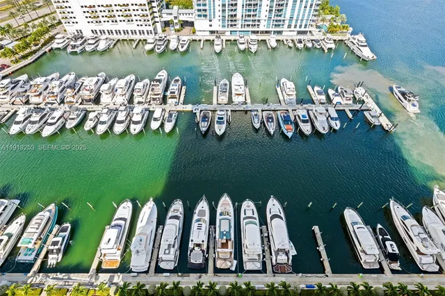 $1,100,000 | 17111 Biscayne Boulevard, Unit 2103, North Miami Beach, FL 33160