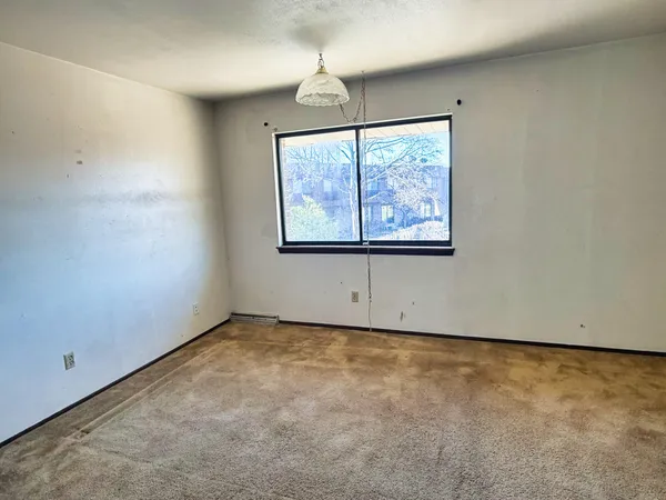 $49,900 | 6118 West Port Avenue, Milwaukee, WI 53223