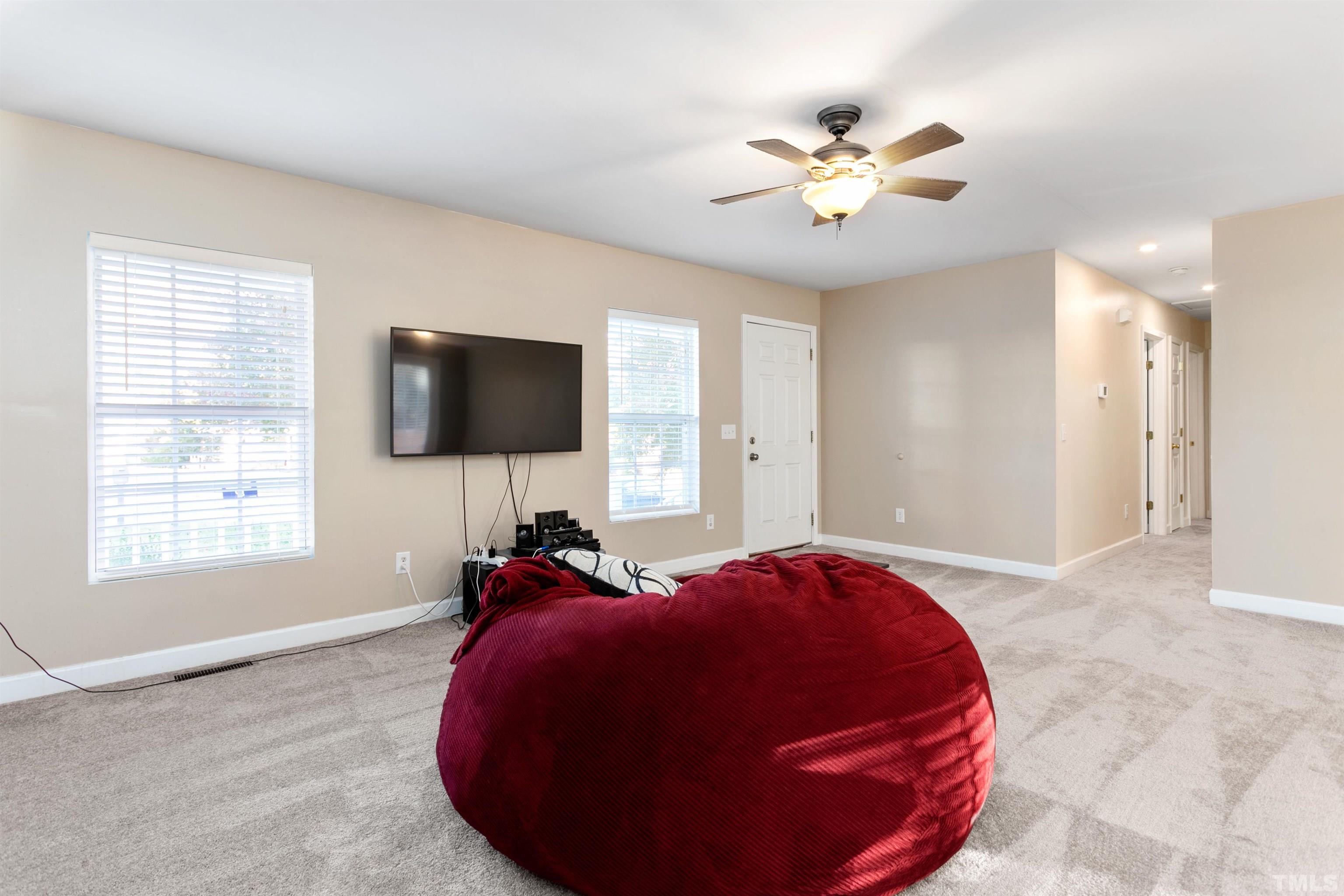 701 Old Farm Road Graham, NC 27253 - Photo 4 of 23 Gallery Image 4