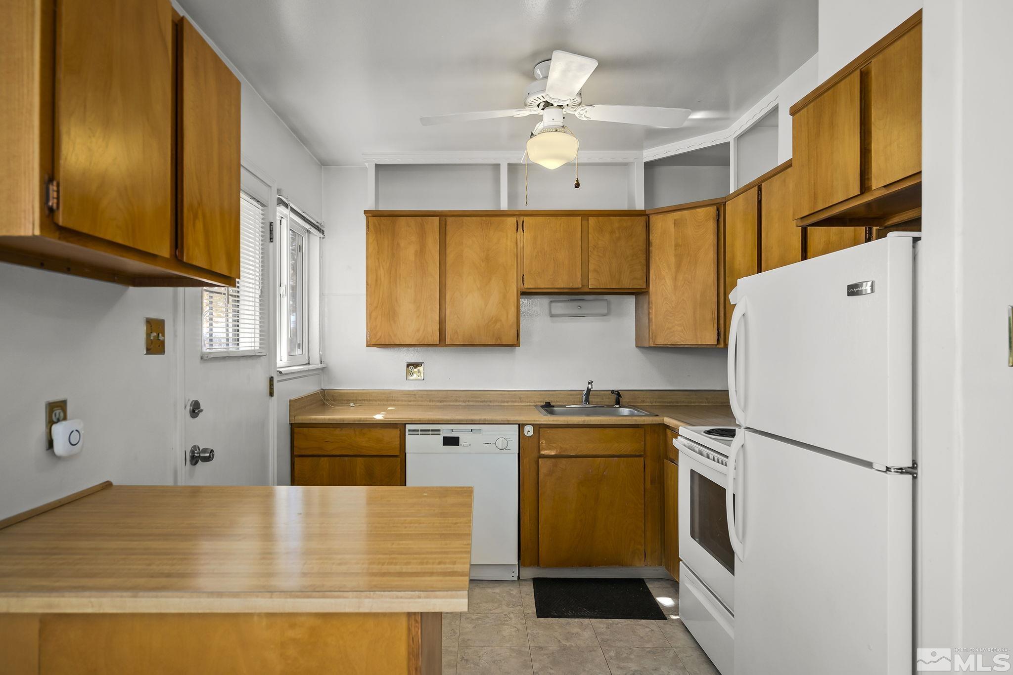 1945 4th Street, Unit 32 Sparks, NV 89431 - Photo 11 of 15 Photo 11