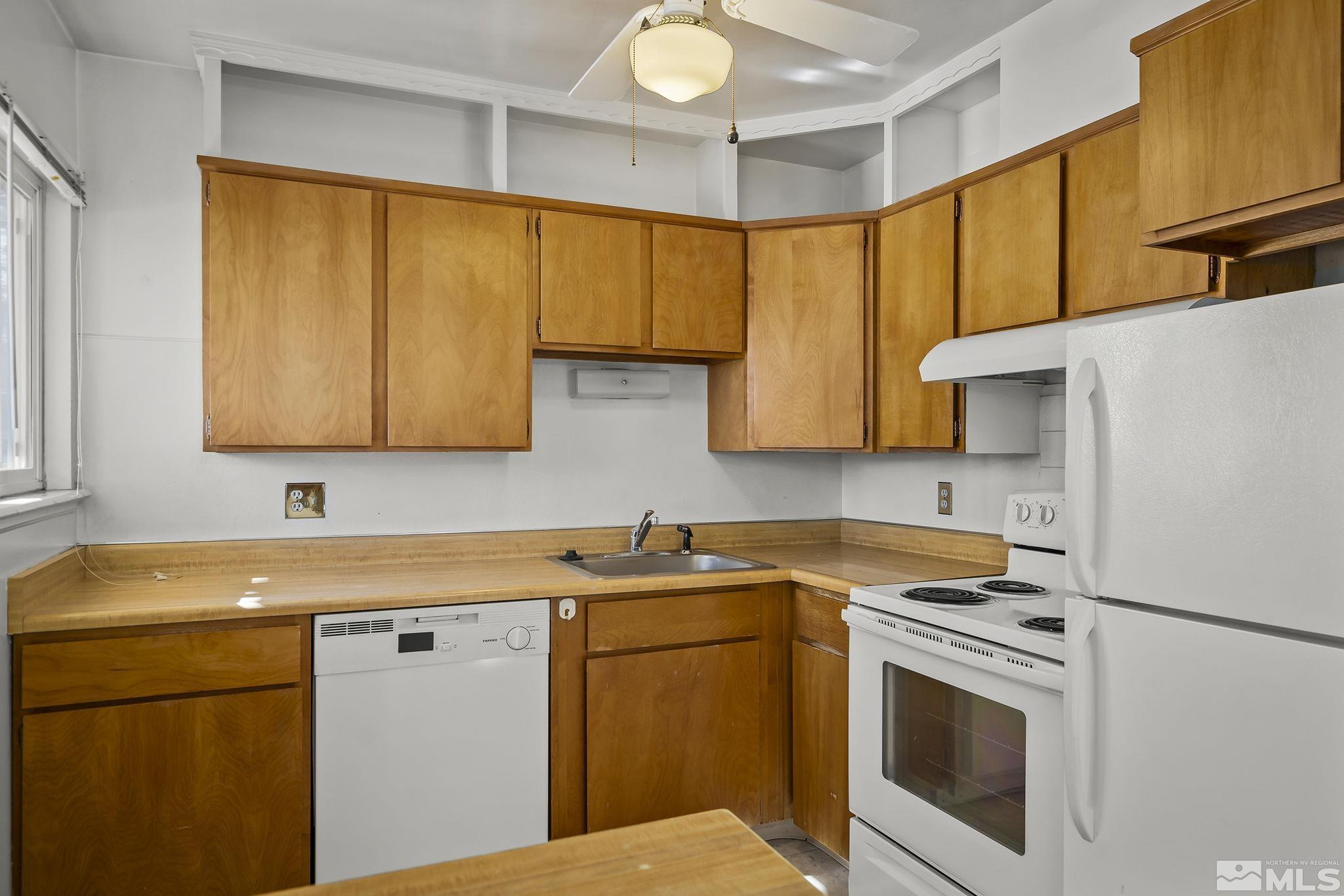 1945 4th Street, Unit 32 Sparks, NV 89431 - Photo 9 of 15 Photo 9