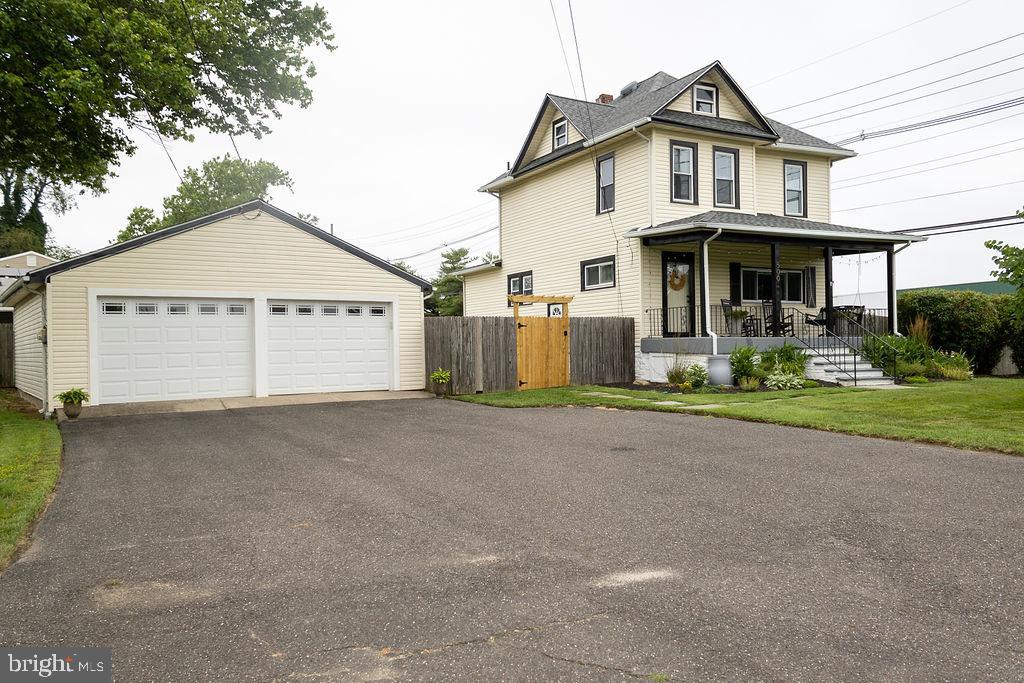 500 Davis Road Barrington, NJ 08007 - Photo 1 of 35 Lots of room to park