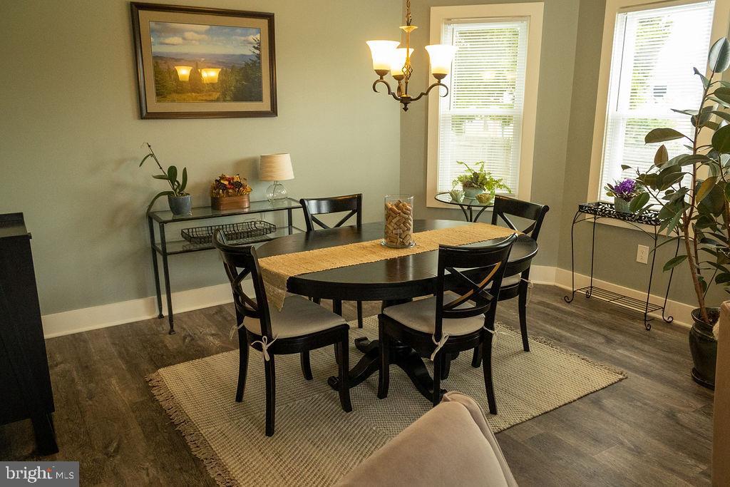 500 Davis Road Barrington, NJ 08007 - Photo 5 of 35 Separate dining room