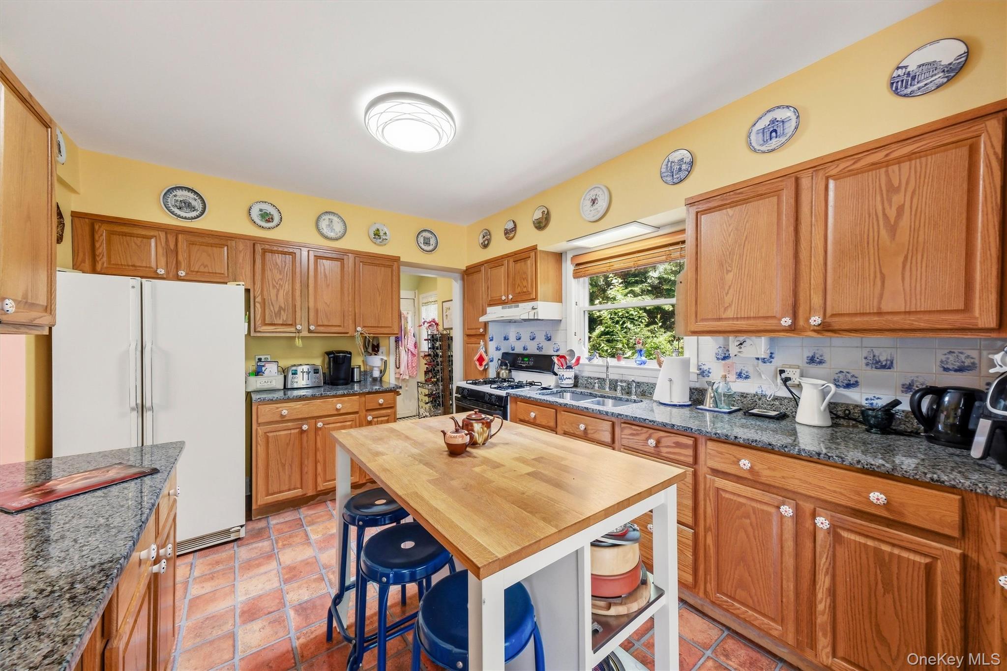 86 Old Balmville Road Newburgh, NY 12550 - Photo 13 of 47
