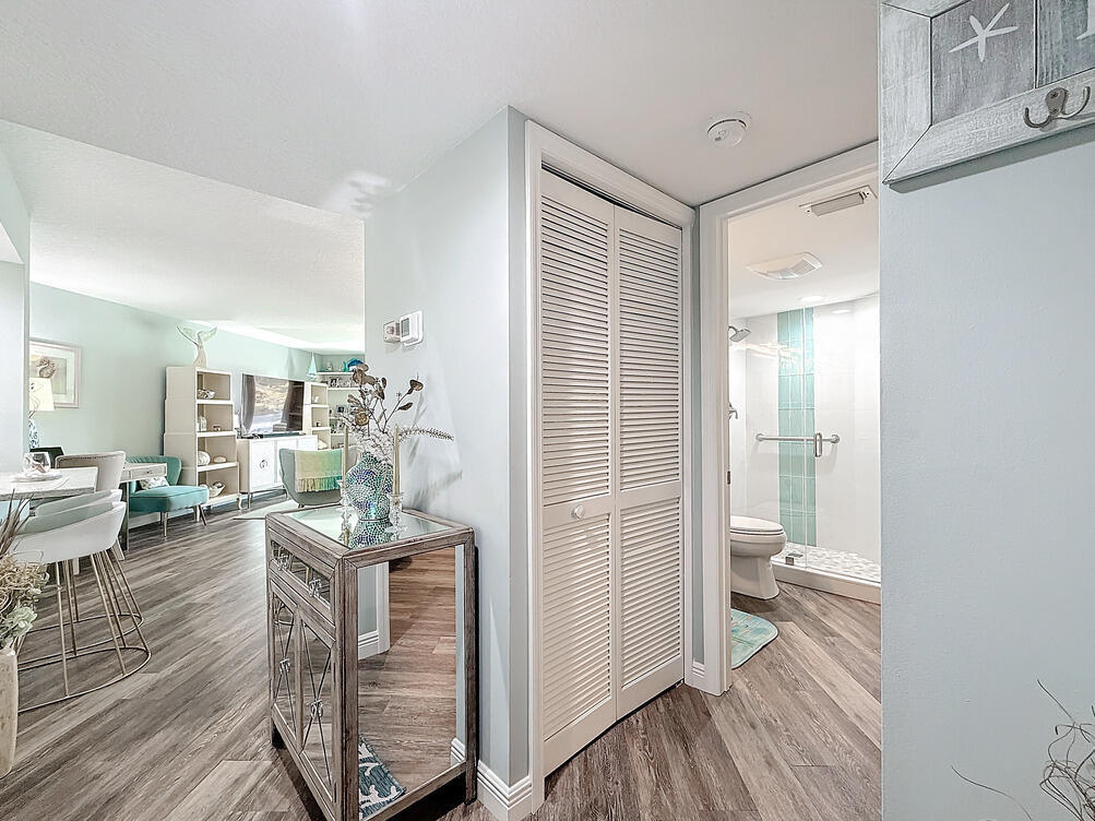 3410 Southeast Martinique Trace, Unit 102 Stuart, FL 34997 - Photo 7 of 32 7