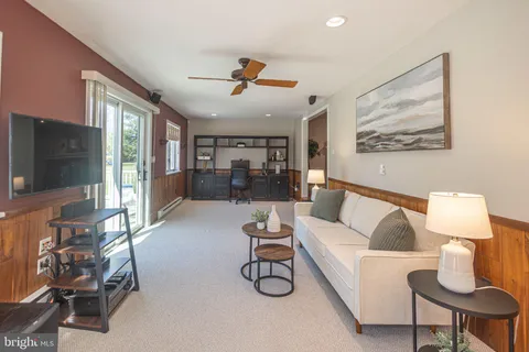 $895,000 | 9 Larkspur Lane, Lawrence Township, NJ 08648