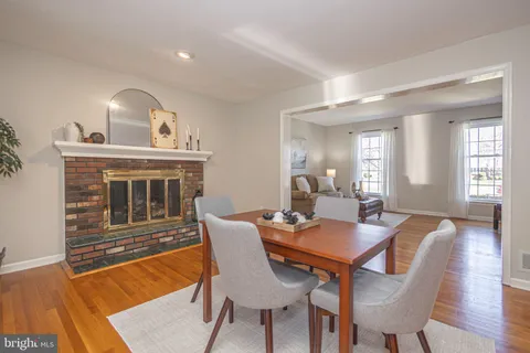 $895,000 | 9 Larkspur Lane, Lawrence Township, NJ 08648