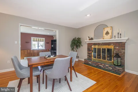 $895,000 | 9 Larkspur Lane, Lawrence Township, NJ 08648