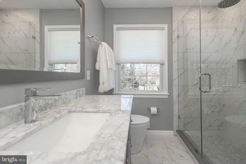 $895,000 | 9 Larkspur Lane, Lawrence Township, NJ 08648