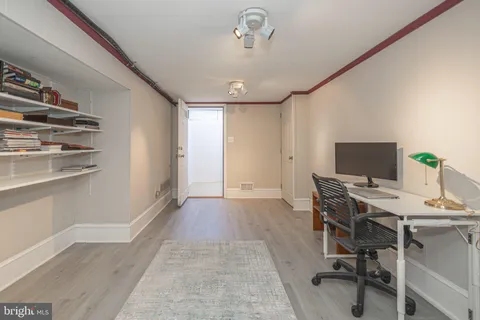 $895,000 | 9 Larkspur Lane, Lawrence Township, NJ 08648