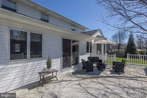 $895,000 | 9 Larkspur Lane, Lawrence Township, NJ 08648