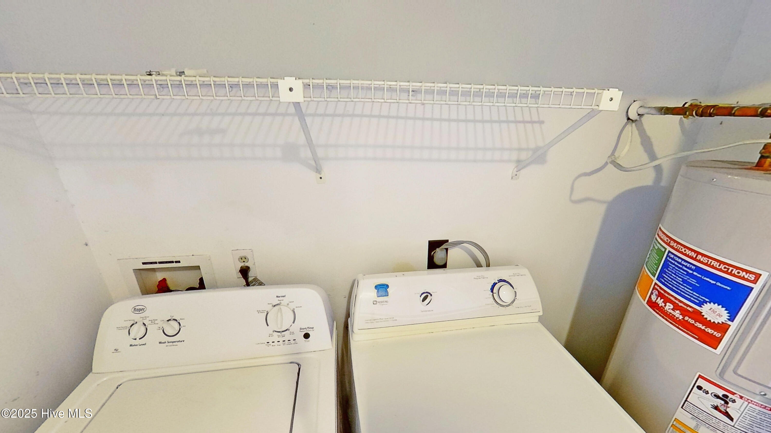 3998 Echo Farms Boulevard Wilmington, NC 28412 - Photo 17 of 29 13.1 - 3998 Echo Farms - Laundry