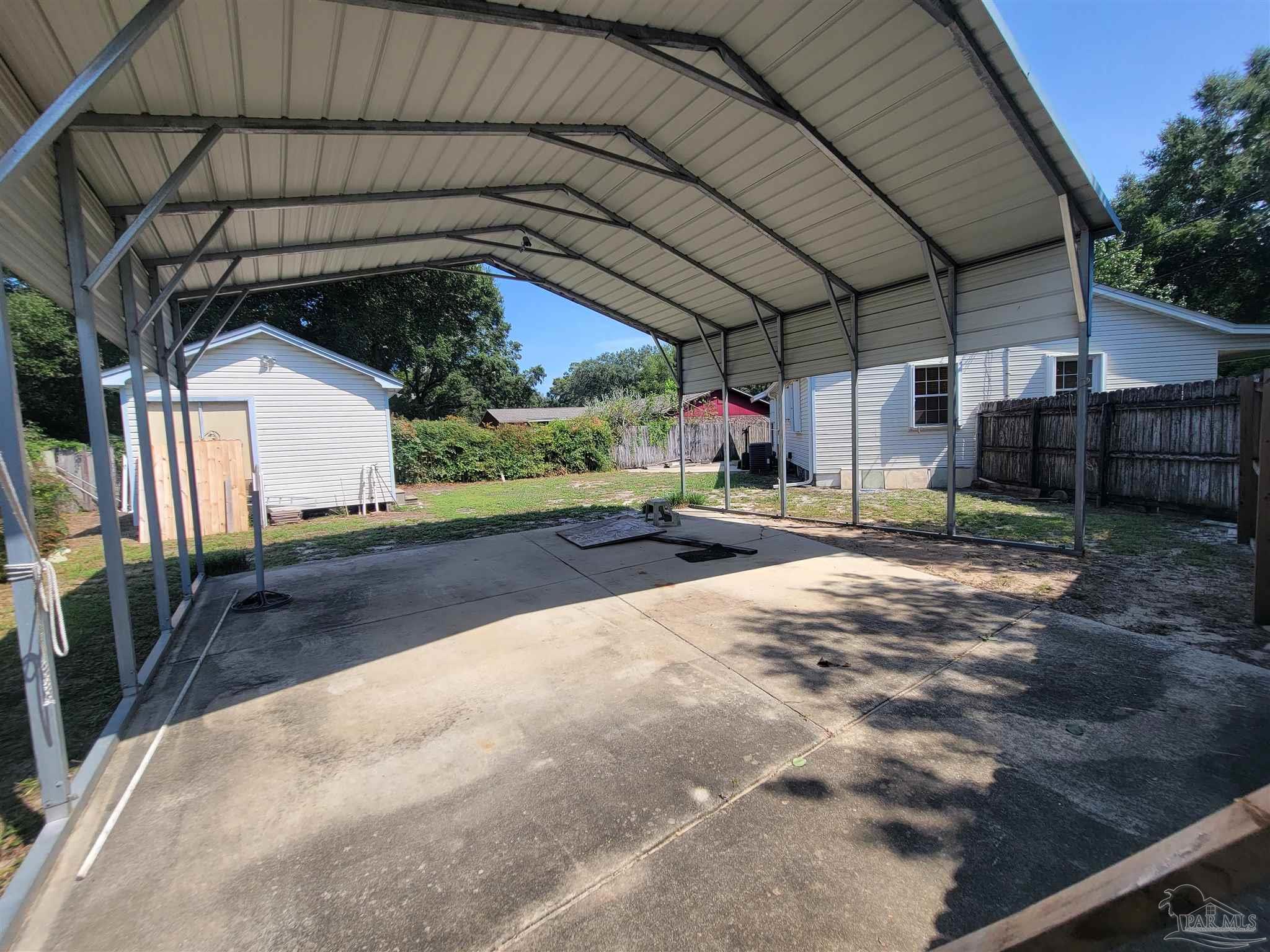 113 Reed Road Pensacola, FL 32507 - Photo 7 of 46 Gallery Image 7