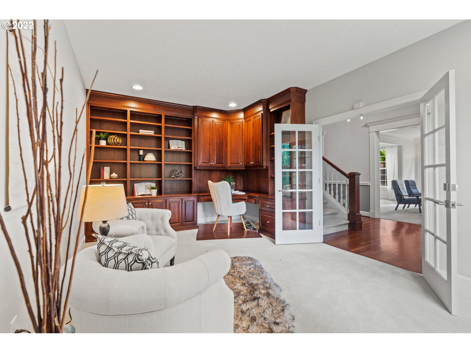13017 Knaus Road Lake Oswego, OR 97034 - Photo 2 of 31 Gallery Image 2