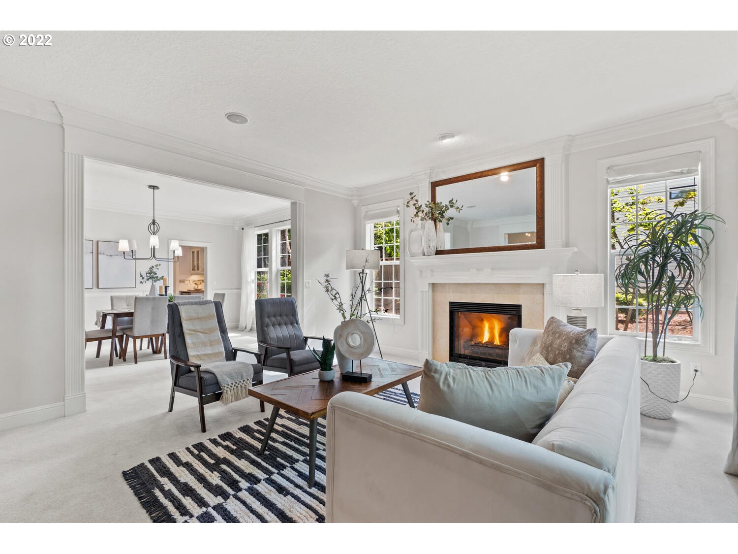 13017 Knaus Road Lake Oswego, OR 97034 - Photo 5 of 31 Gallery Image 5