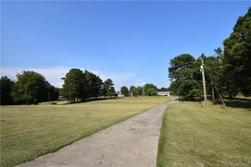 1399 Old York Road Chester, SC 29706 - Photo 3 of 42