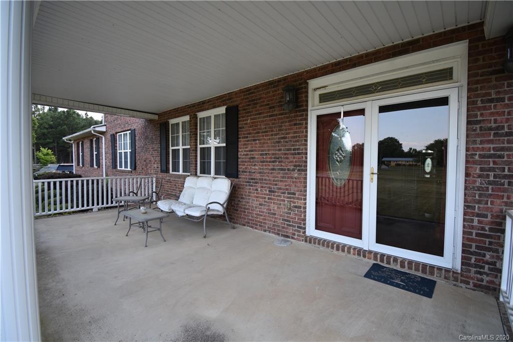 1399 Old York Road Chester, SC 29706 - Photo 4 of 42