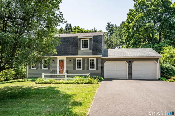 $499,900 | 7 Fairview Street, Simsbury, CT 06070
