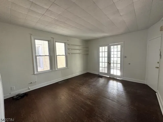 $1,700 | 210 Norway Avenue, Unit 1, Hamilton, NJ 08609