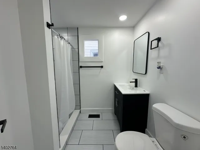 $1,700 | 210 Norway Avenue, Unit 1, Hamilton, NJ 08609