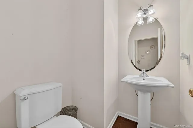 $485,000 | 40 Cornwall Lane, Middletown, NY 10940