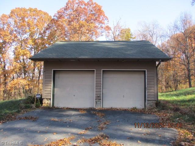 Attached Garage