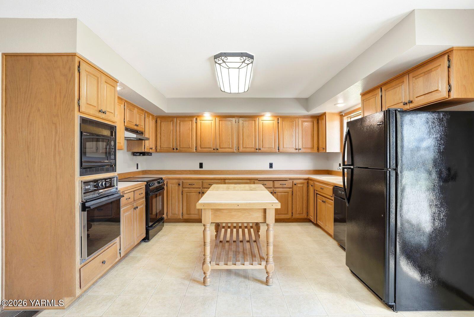 10821 Mieras Road Yakima, WA 98901 - Photo 13 of 54 10821 Mieras Road